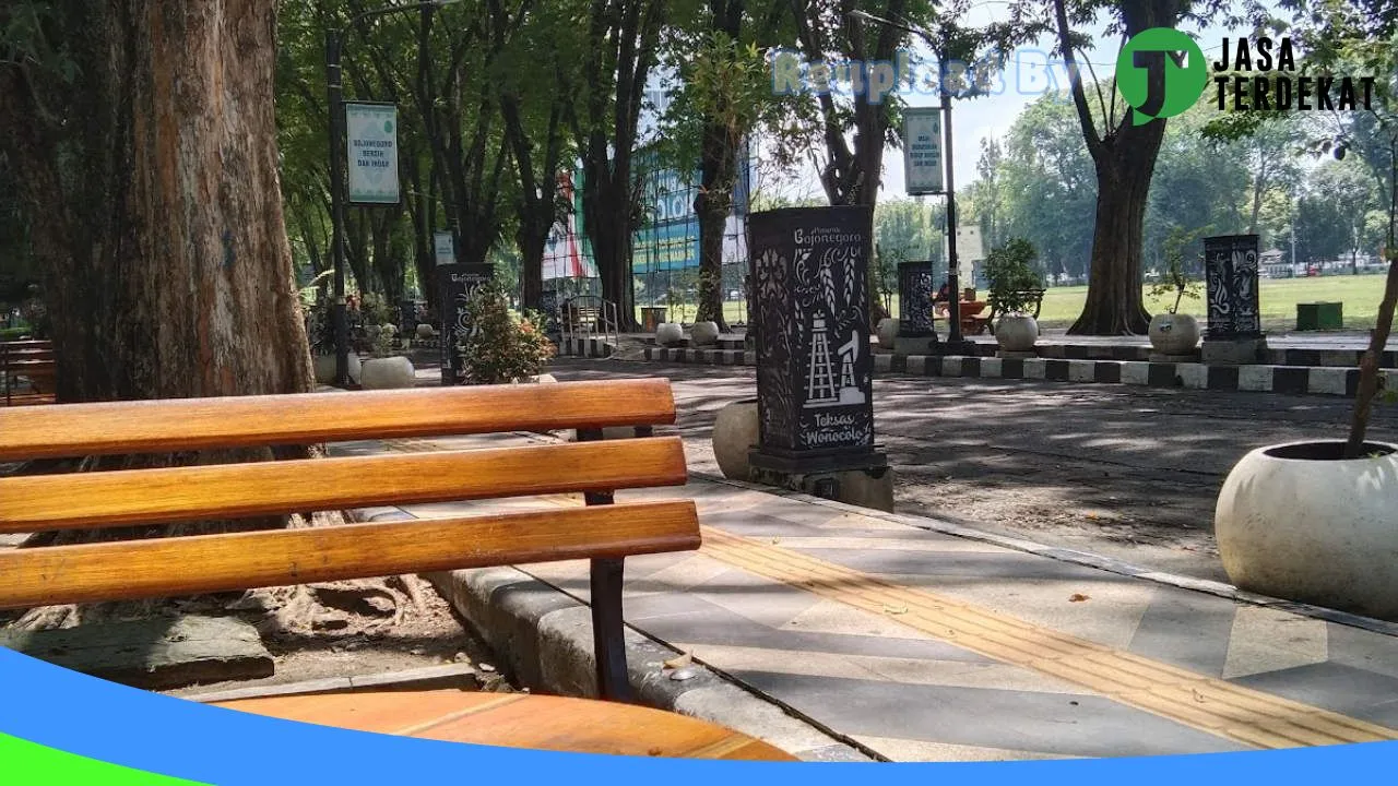 Gambar Alun-Alun Kabupaten Bojonegoro: Jam Besuk, Ulasan, Alamat, dan Informasi Lainnya ke 4