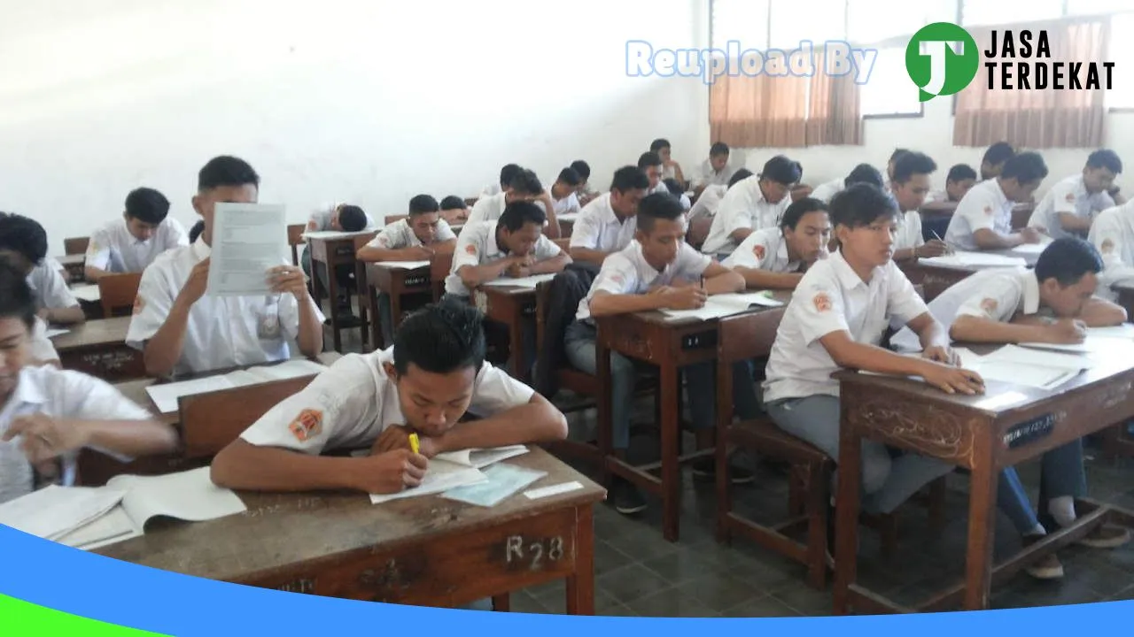 Gambar SMK Dr. Tjipto Semarang – Semarang, Jawa Tengah ke 2