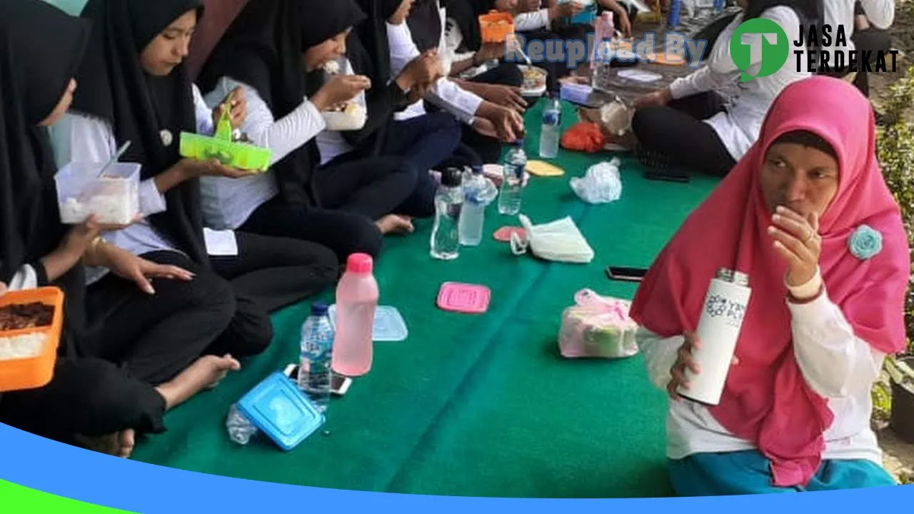 Gambar SMK KESEHATAN ASY SYIFA BOLMUT – Bolaang Mongondow Utara, Sulawesi Utara ke 4