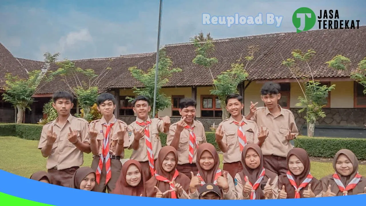 Gambar SMA 10 Nopember – Jember, Jawa Timur ke 3