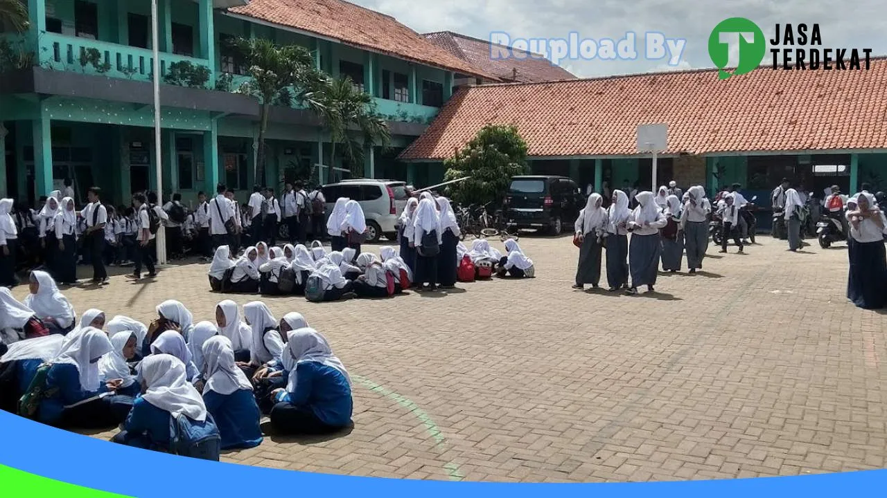 Gambar Sekolah Menengah Atas YISLAH – Tangerang, Banten ke 2