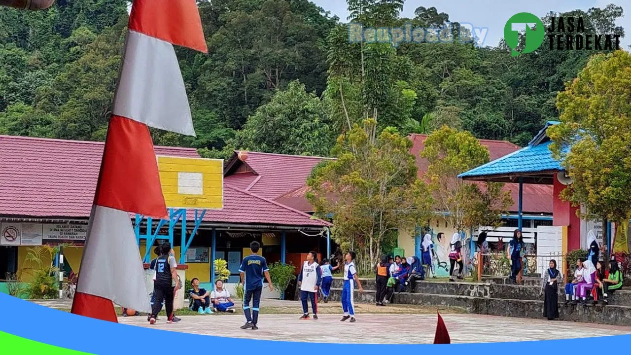 Gambar SMA Negeri 1 Sanggau – Sanggau, Kalimantan Barat ke 1