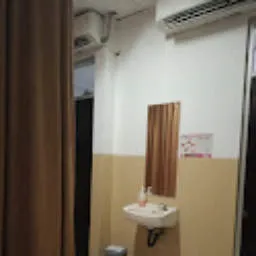 Review image Dinii