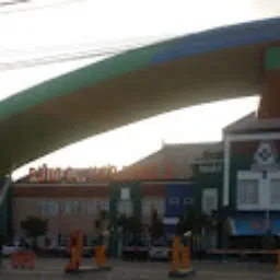 Review image Adi Basecamp CC