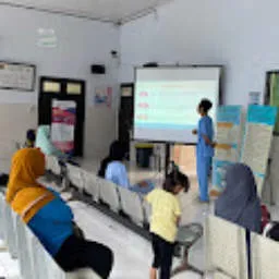 Review image Aden A