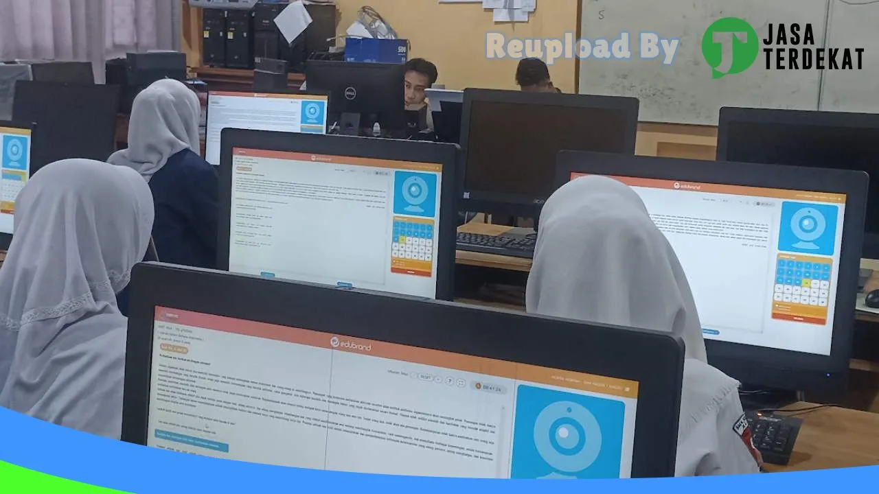 Gambar SMAN 1 Maliku – Pulang Pisau, Kalimantan Tengah ke 3
