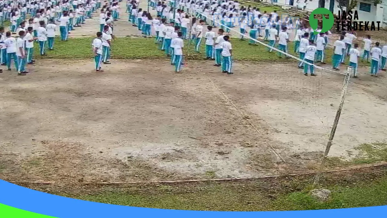 Gambar SMK Swasta HKBP Sidikalang – Dairi, Sumatera Utara ke 1