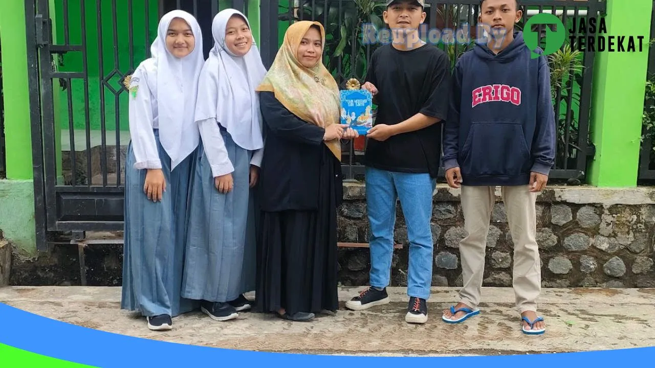 Gambar SMK Darul Ma’arif Cikedung – Majalengka, Jawa Barat ke 1