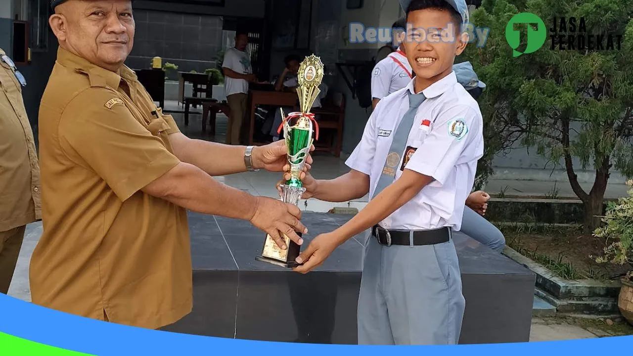 Gambar SMA N 1 B. Kuis – Deli Serdang, Sumatera Utara ke 3