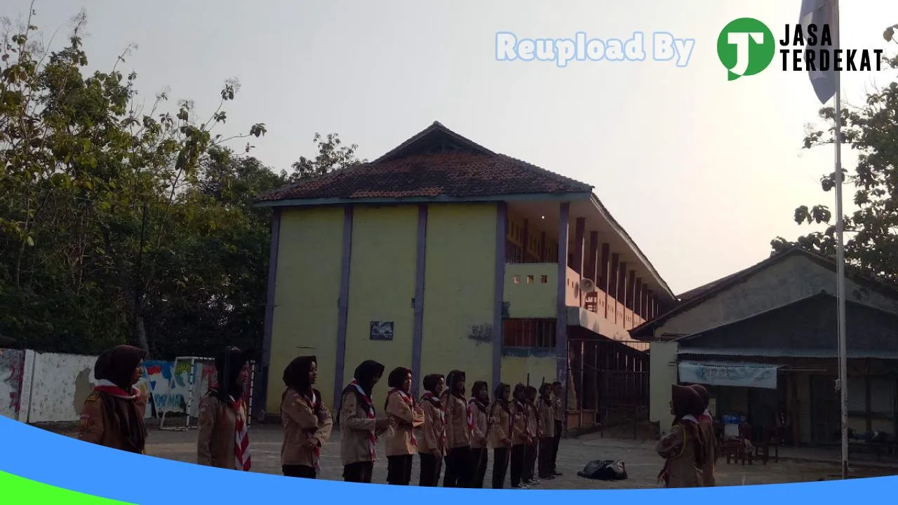 Gambar SMK Teladan Kertasemaya – Indramayu, Jawa Barat ke 3