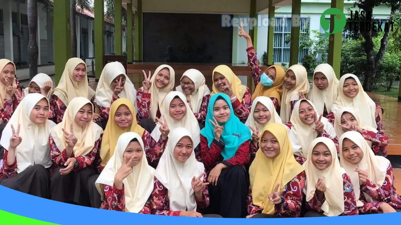 Gambar SMA Negeri 1 Kroya – Cilacap, Jawa Tengah ke 4