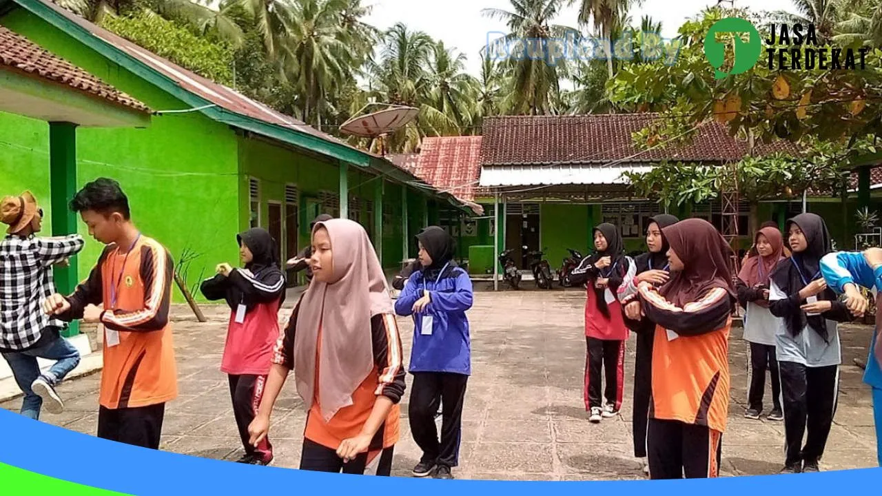 Gambar SMK Ma’arif 1 Semaka – Tanggamus, Lampung ke 1