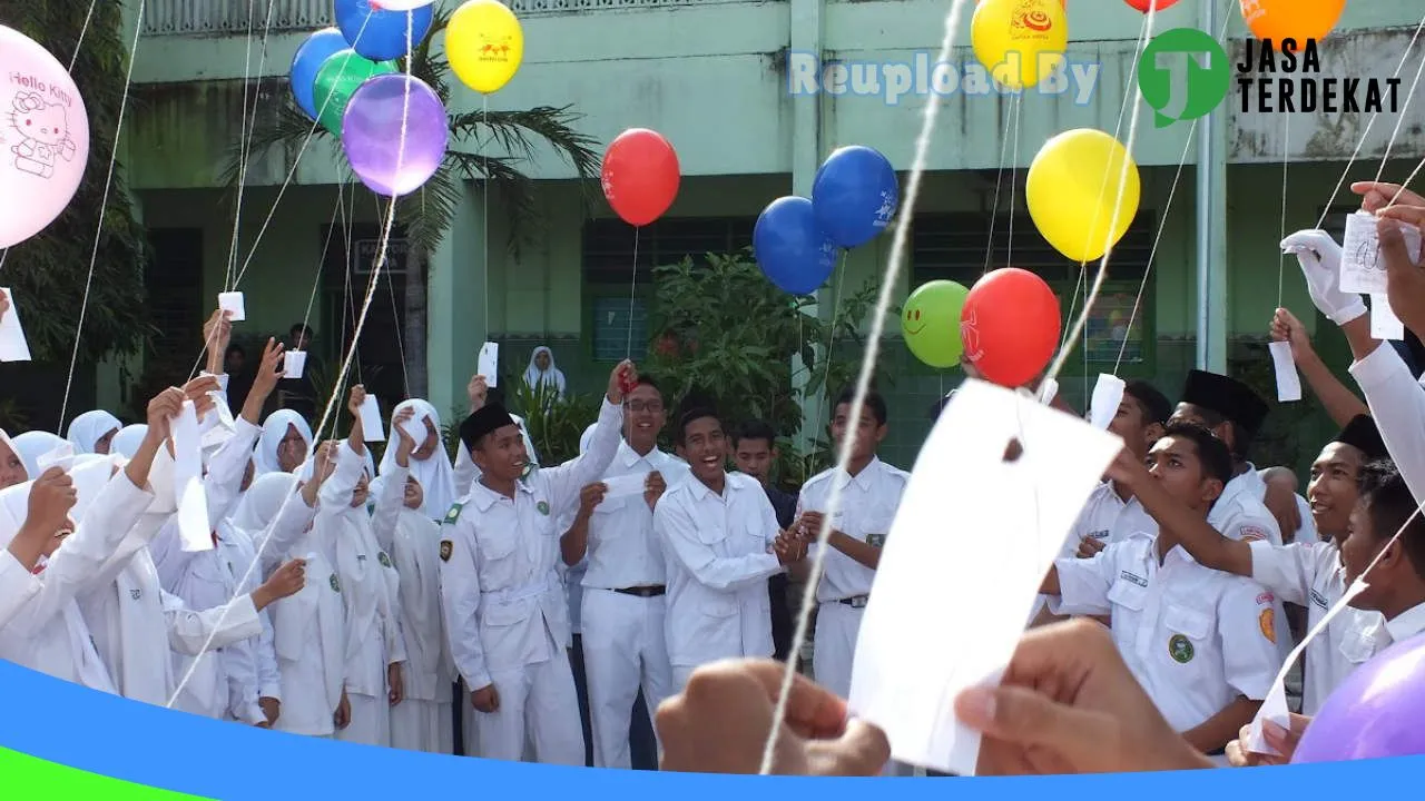 Gambar SMA Unggulan Bppt Al Fattah – Lamongan, Jawa Timur ke 3