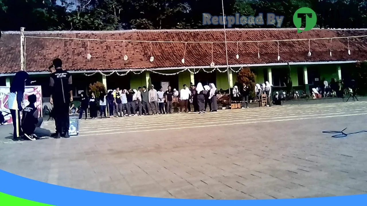 Gambar SMKN 1 Cihampelas – Bandung Barat, Jawa Barat ke 2