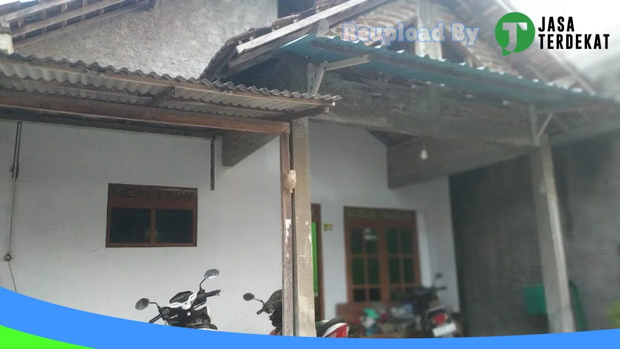 Gambar Pak Ja’i Service Elektronik di Mappi, Papua ke 2