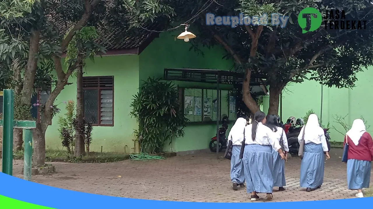 Gambar SMK Perwari – Tulungagung, Jawa Timur ke 5