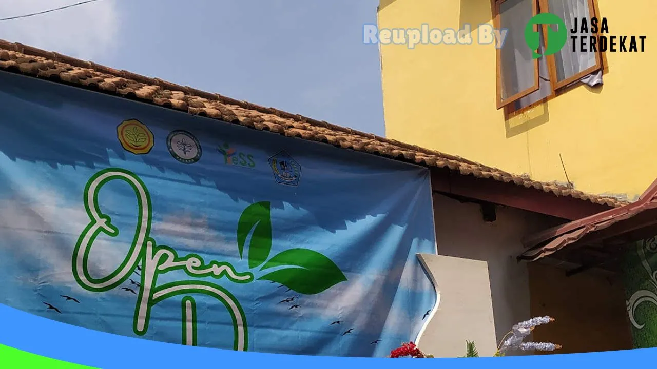 Gambar SMP/SMK BAITUL IZZA BOYOLANGU – Tulungagung, Jawa Timur ke 2