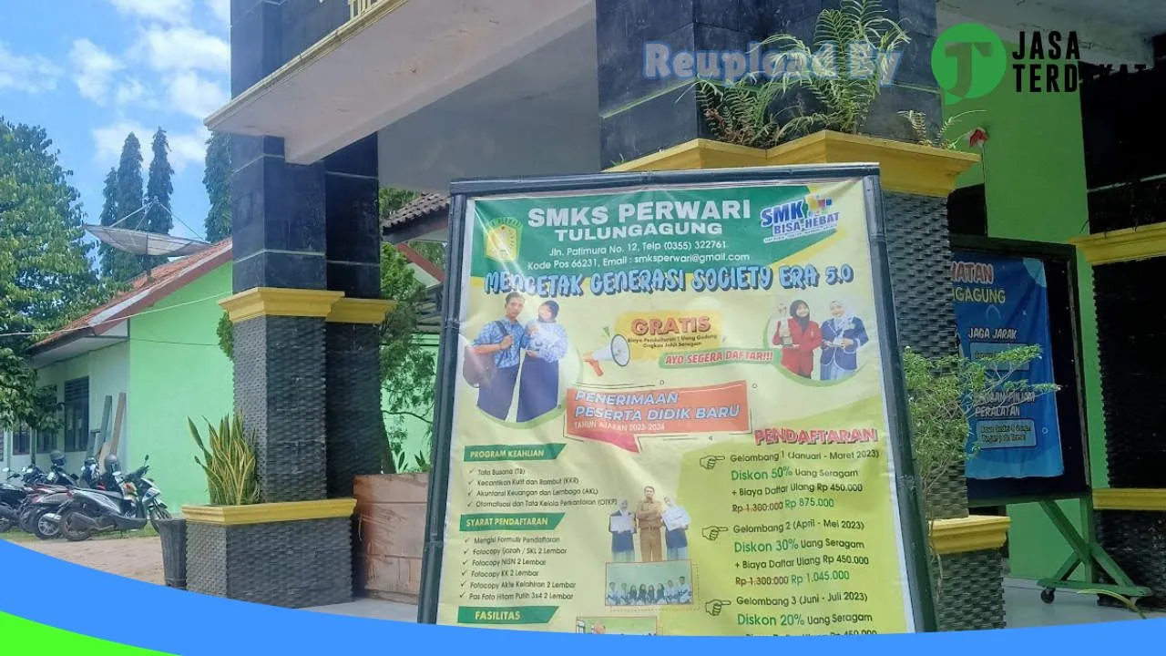 Gambar SMK Perwari – Tulungagung, Jawa Timur ke 3