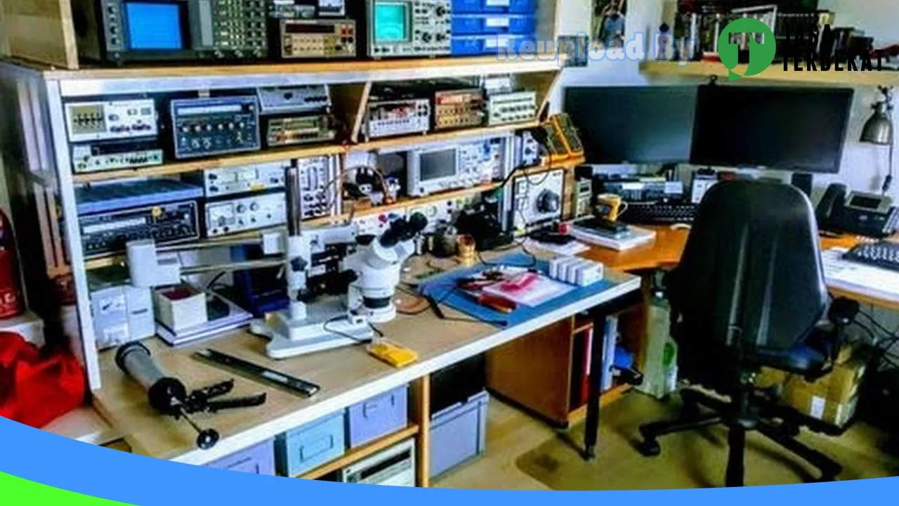 Gambar MOROMARI ELECTRONIC. Service TV, Laptop, Speaker, Amplifier di Gianyar, Bali ke 1