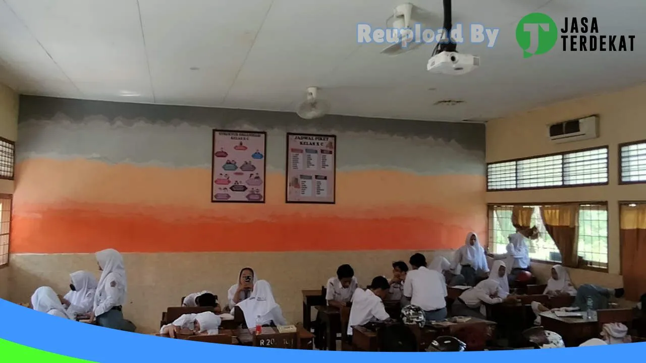 Gambar SMA Negeri 2 Rembang – Rembang, Jawa Tengah ke 4