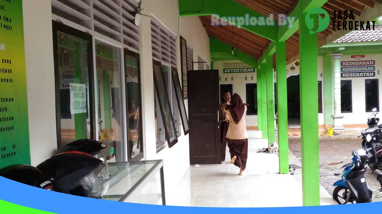 Gambar SMK Ma’arif Borobudur – Magelang, Jawa Tengah ke 4