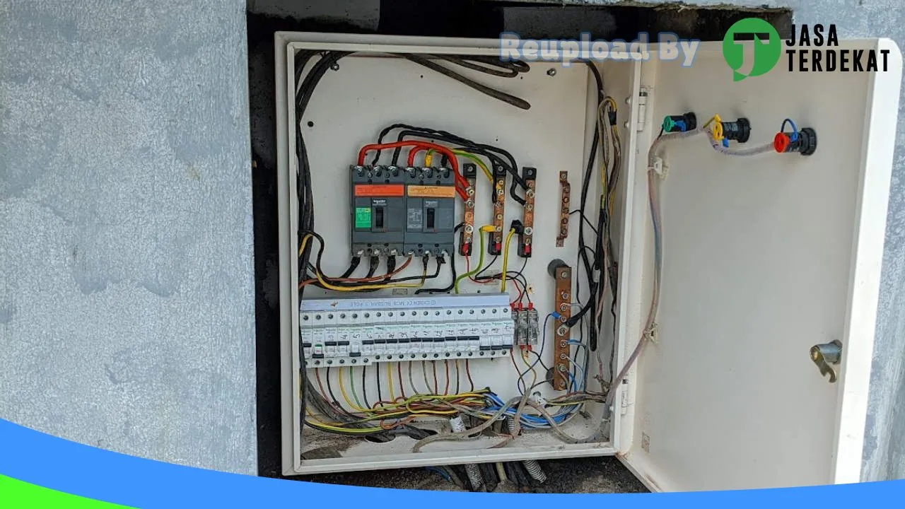 Gambar Gien Tukang Listrik di Pegunungan Bintang, Papua ke 3