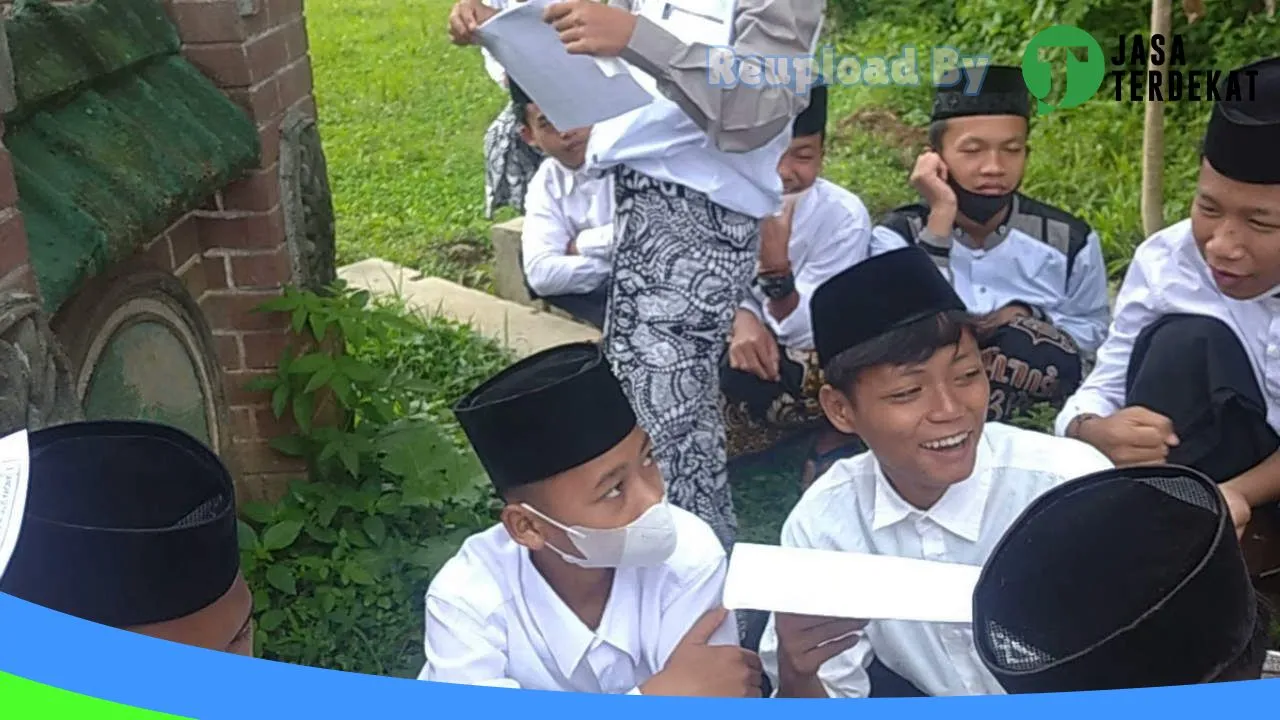Gambar SMK AL-QODIRIYAH WINDUSARI – Magelang, Jawa Tengah ke 1