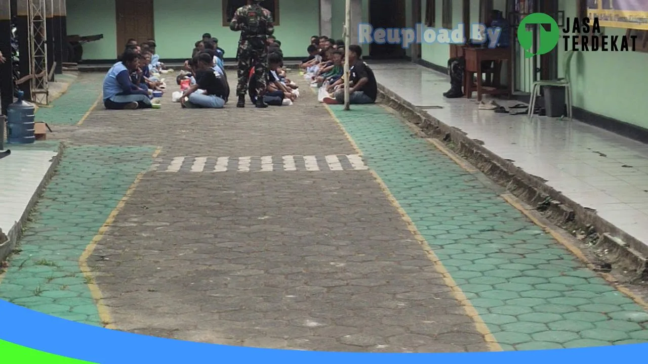 Gambar SMK Widya Teknik Kaliangkrik – Magelang, Jawa Tengah ke 2