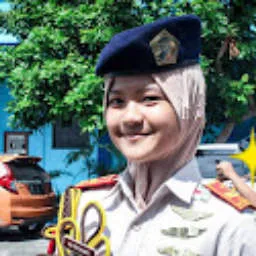 Review image Eva Triyulianti
