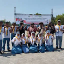 Review image Nisaulhusna