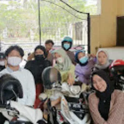 Review image Rico Eriansyah