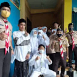 Review image Diskusi Vertikal