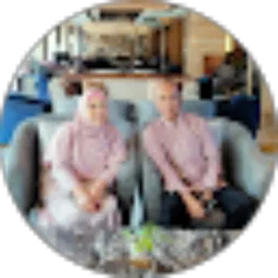Review From Estiningsih Estiningsih