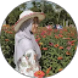 Review From Julia Luna