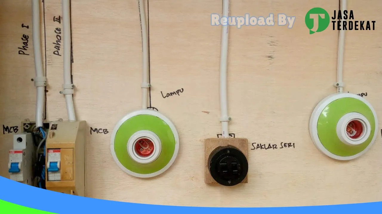 Gambar Instalatir listrik PLN di Pesawaran, Lampung ke 5