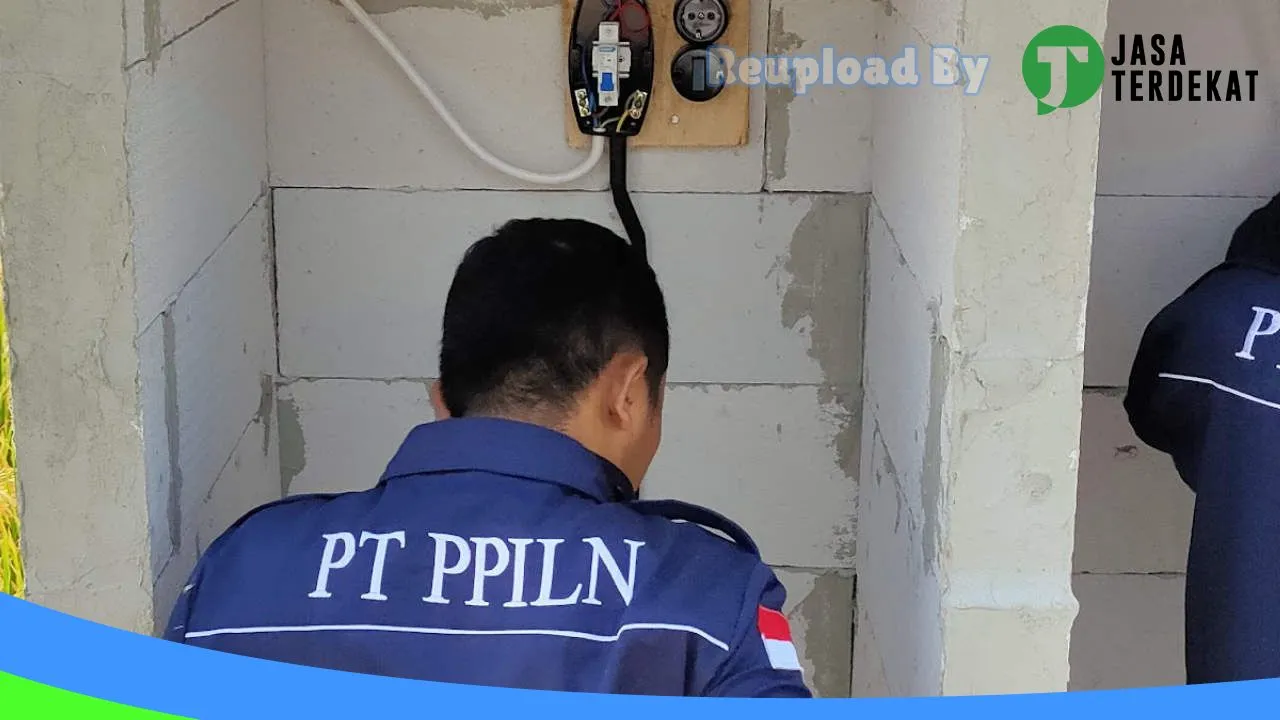Gambar tukang listrik paryono di Paniai, Papua ke 3