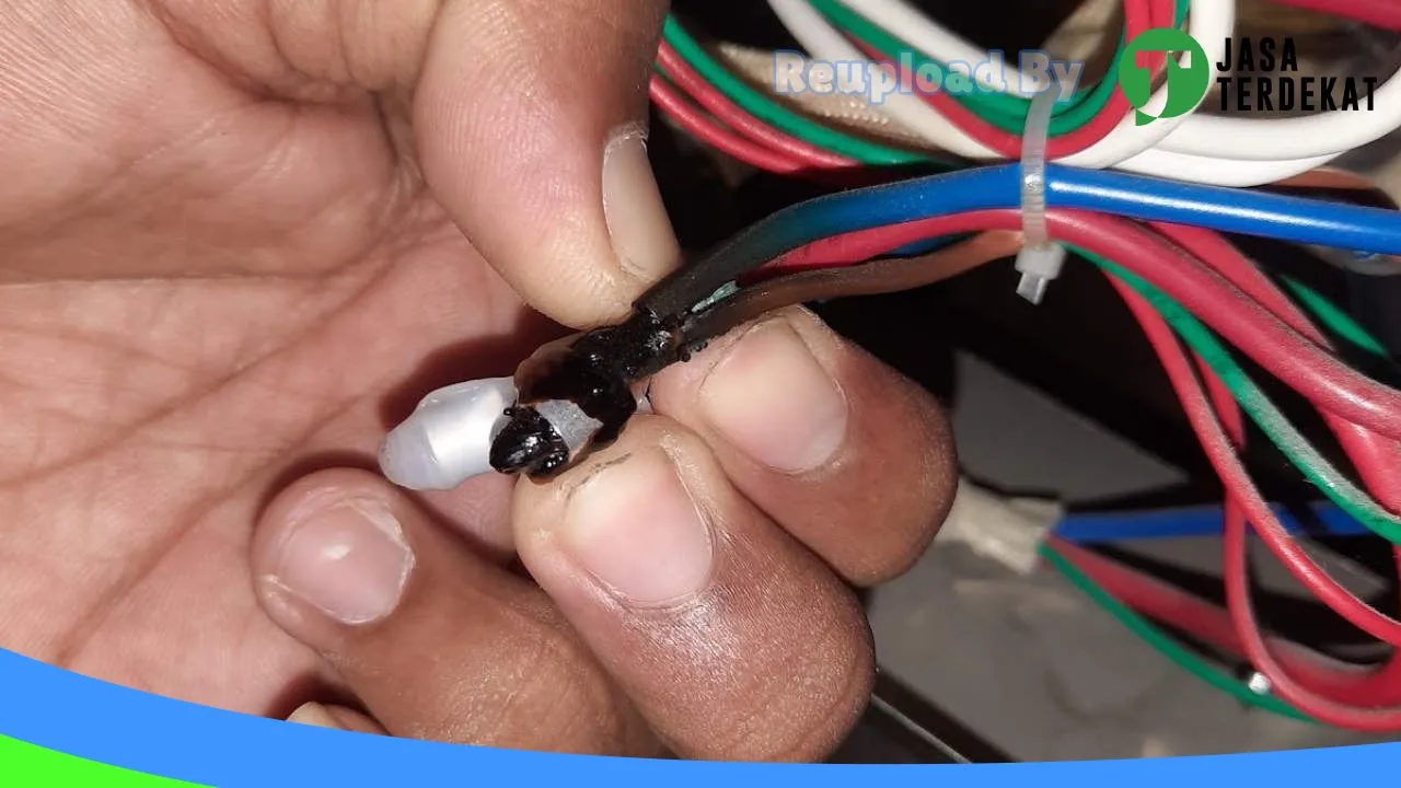 Gambar Perbaikan instalasi listrik dan meteran periksa di Jember, Jawa Timur ke 4