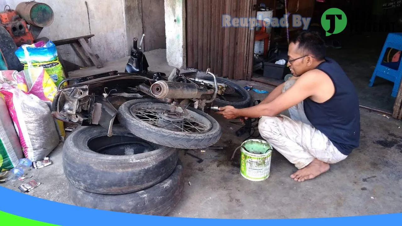 Gambar benkel At_tin las listrik dan bubut baut+tambal ban di Lubuklinggau, Sumatera Selatan ke 1