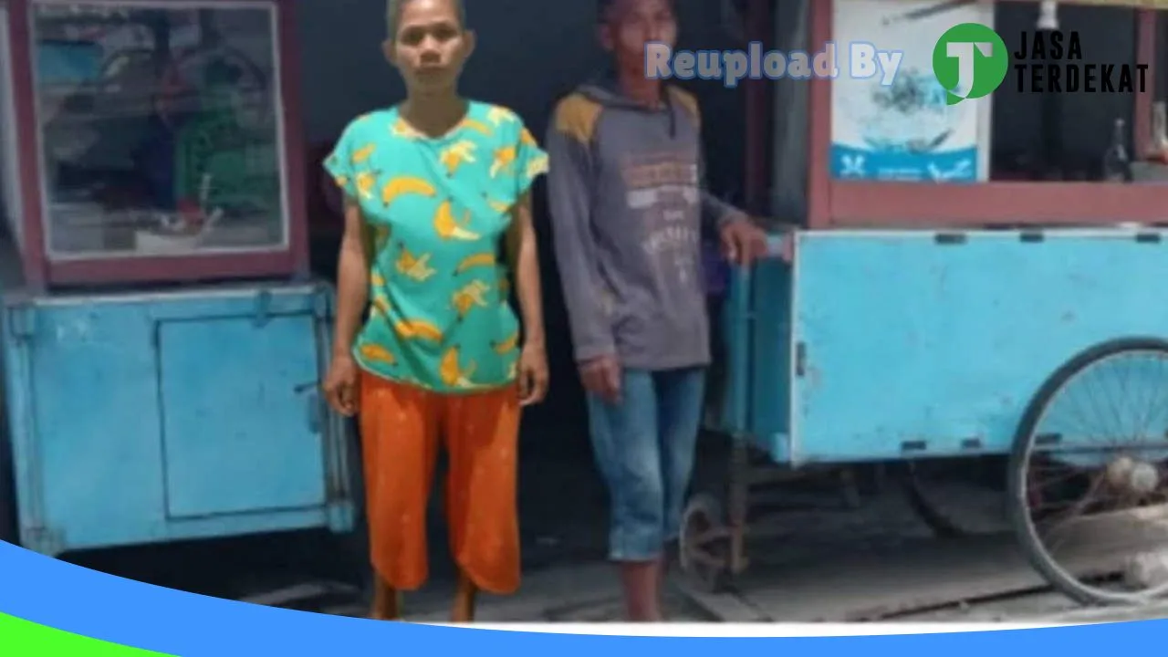 Gambar Teknisi listrik di Brebes, Jawa Tengah ke 3