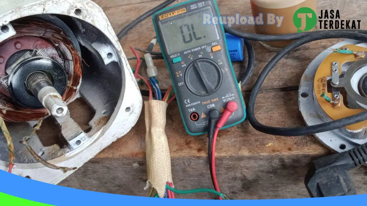Gambar Solikhin Serfice elektronik di Supiori, Papua ke 3