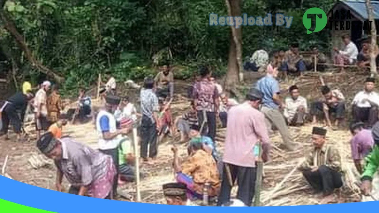 Gambar Tukang listrik di Banyumas, Jawa Tengah ke 4