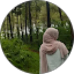 Review From Zhafira Hadsi