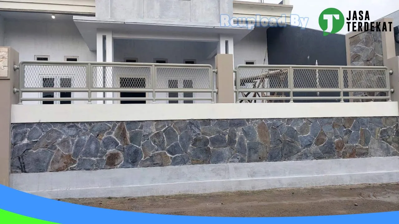Gambar Tukang bangunan di Bukittinggi, Sumatera Barat ke 2
