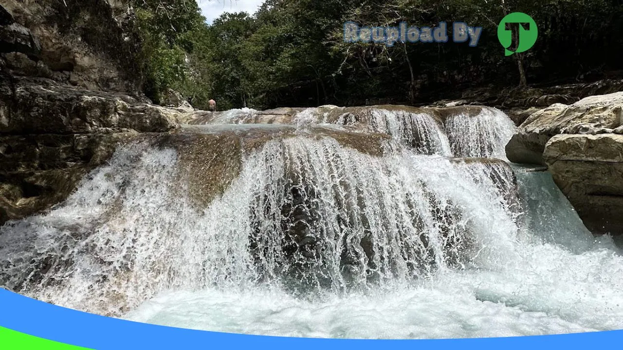 Gambar Rental Mobil Sumba Tour and Travel di Sumba Barat Daya, Nusa Tenggara Timur ke 4