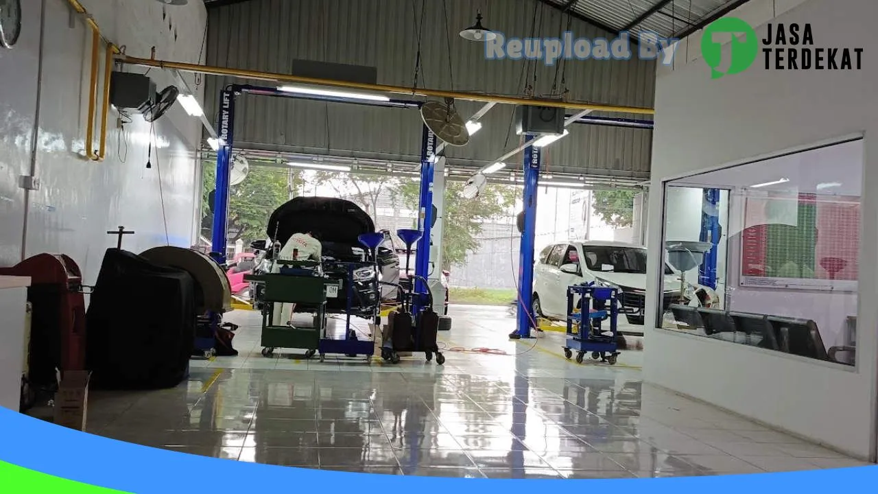 Gambar Toyota AUTO2000 LUMAJANG di Lumajang, Jawa Timur ke 5