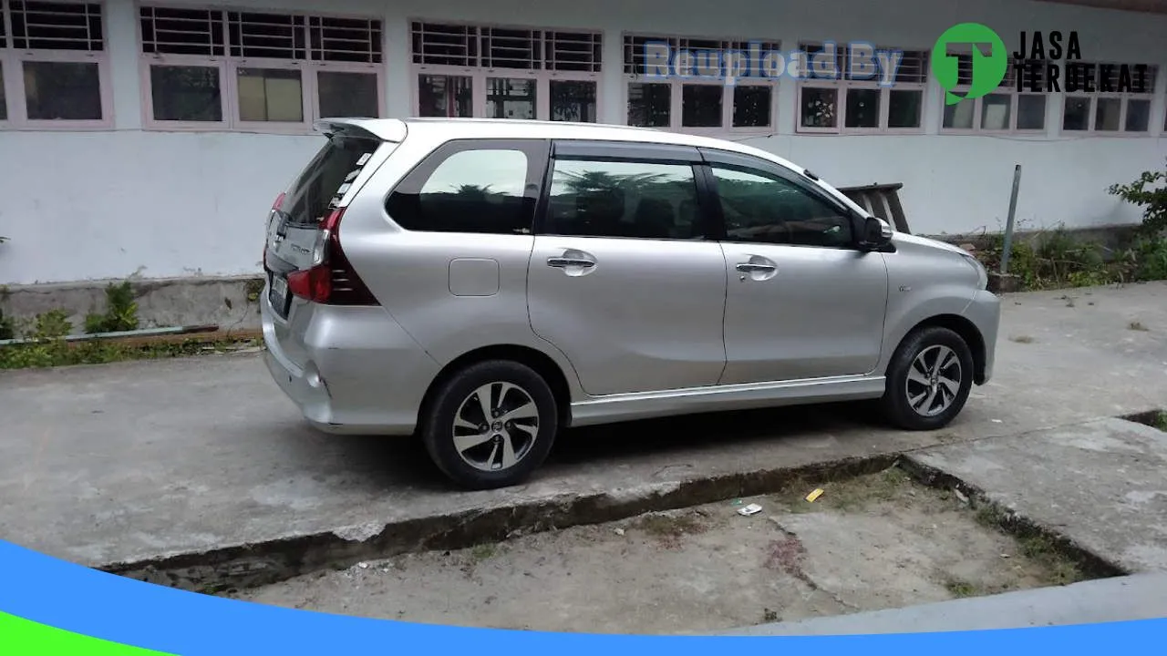 Gambar 67 Rental Car di Majene, Sulawesi Barat ke 1
