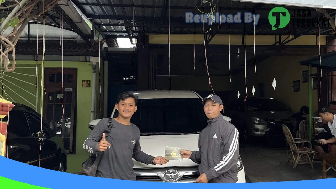 Gambar Family Car Showroom di Ponorogo, Jawa Timur ke 1