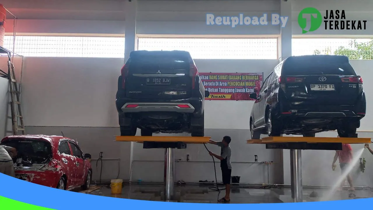 Gambar Central berlian showroom & carwash di Polewali Mandar, Sulawesi Barat ke 3