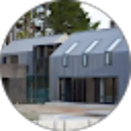 Review From Lukas E